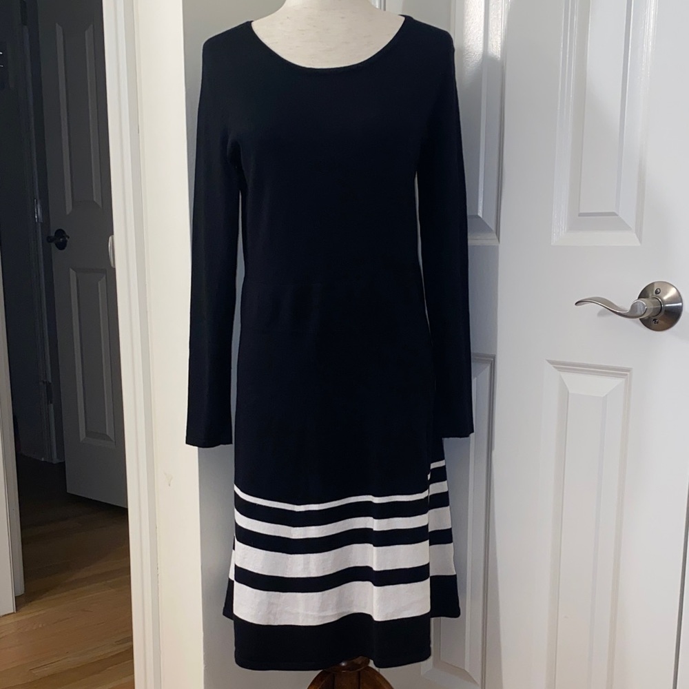 AB Studio Black Long-Sleeve A-Line Dress with White Stripe Hem size M
